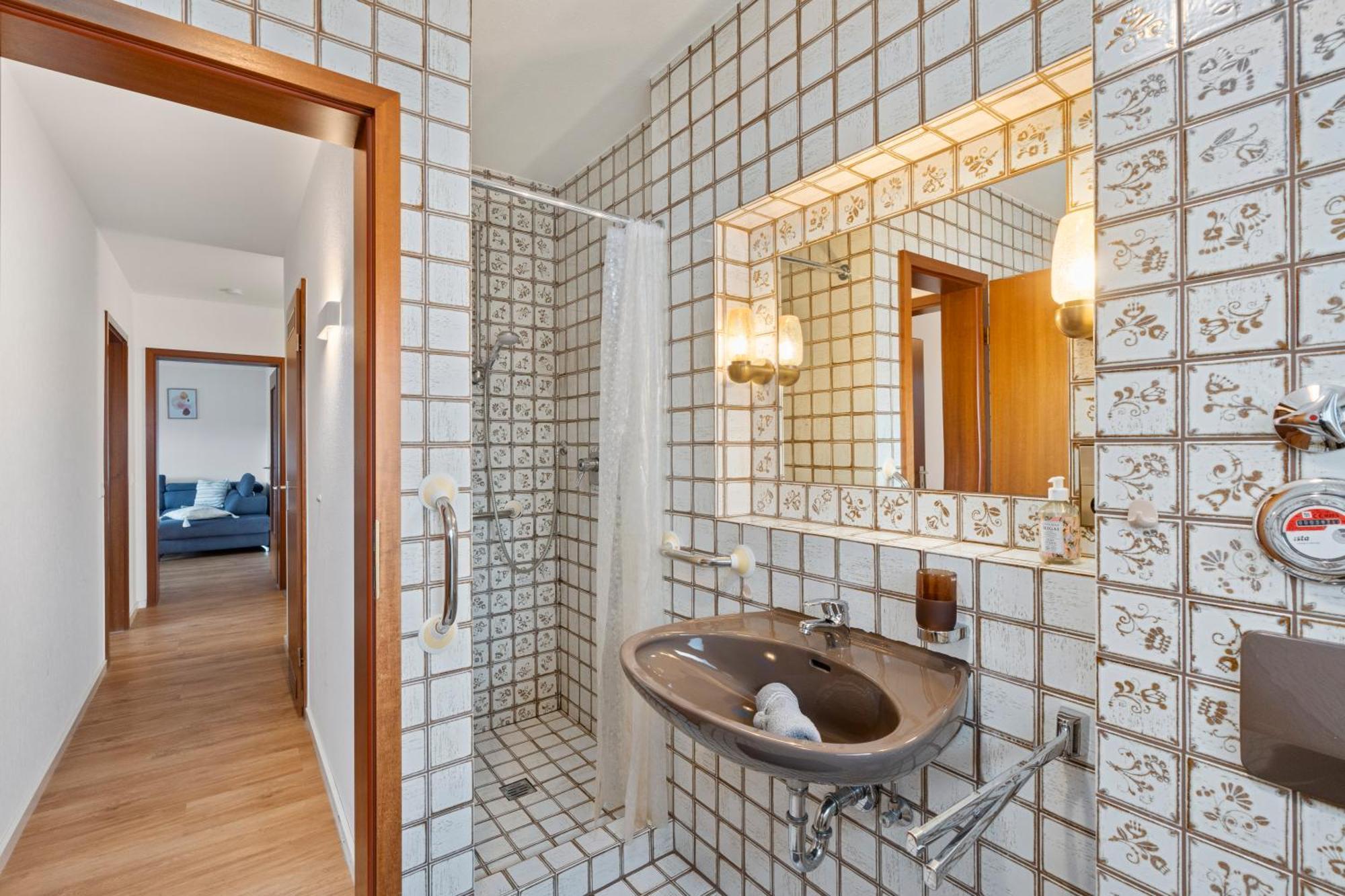 Anytime - Ferienwohnung Tina In Friedrichshafen Am Bodensee ภายนอก รูปภาพ